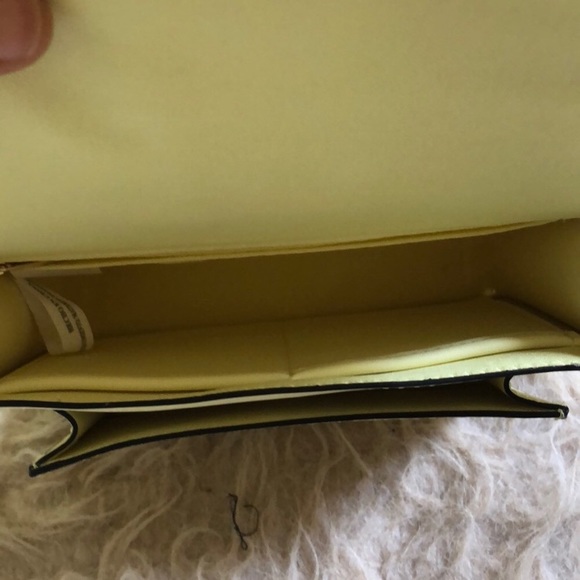 Neon green crossbody bag - Picture 3 of 4